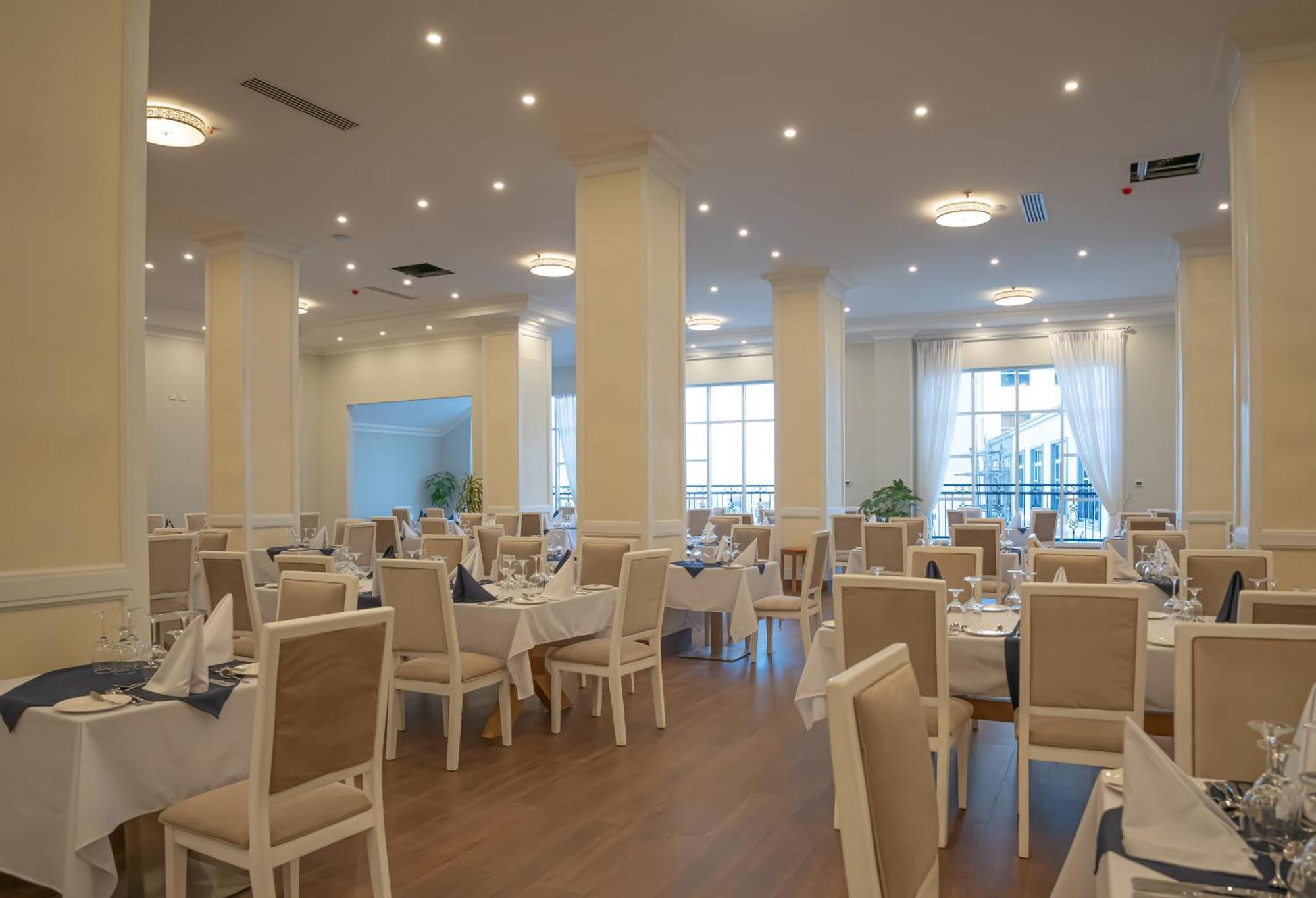 Haile Grand Addis Ababa Exterior photo